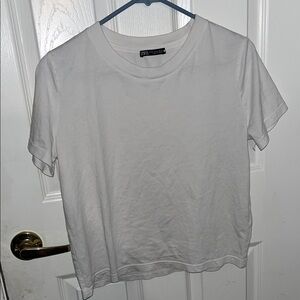 ZARA White Short Sleeve Crew Tee
